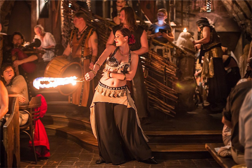 Historical Fantasy Show MEDIEVAL TAVERN