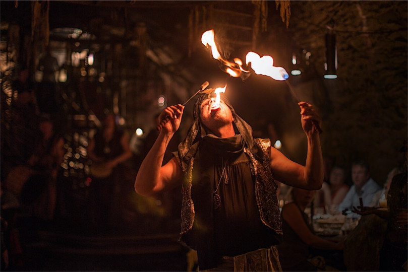 Historical Fantasy Show MEDIEVAL TAVERN
