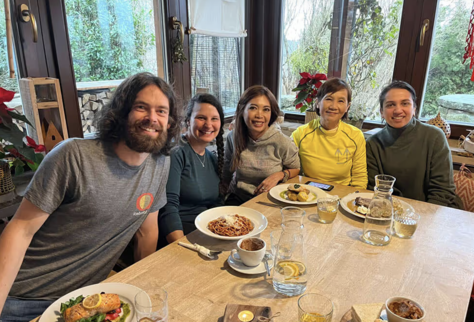 Pravcicka Gate and Bastei Bridge WINTER HIKE