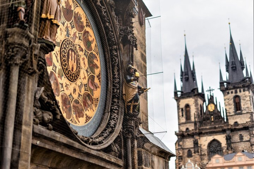 GPG:  TICKETS FOR ASTRONOMICAL CLOCK TOWER WITH INTRODUCTION 