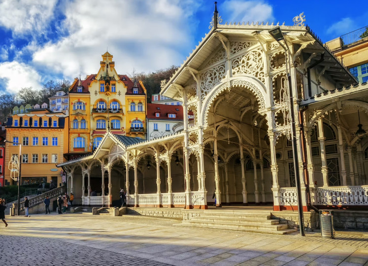 Karlovy Vary and watchtower Diana