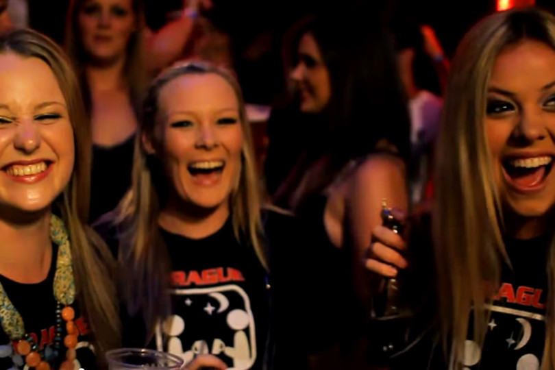 New Year Pub Crawl 2025 / 2026 + ADMISSION TO KARLOVY LAZNE