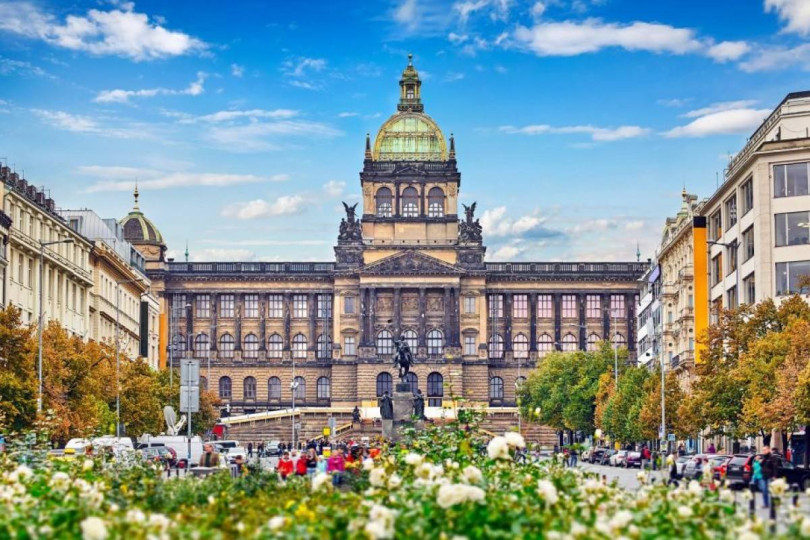 Walking Tour – Old Town + Jewish Quarter