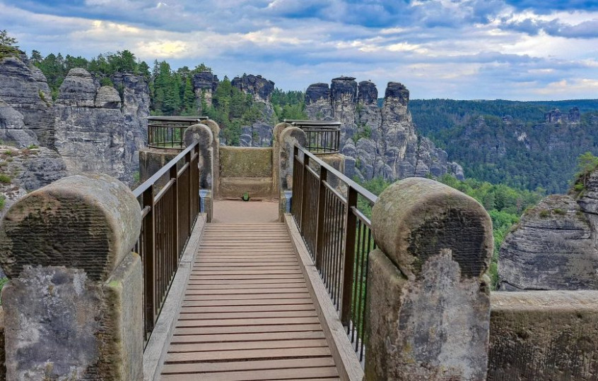 Dresden City Tour  & Bastei Bridge