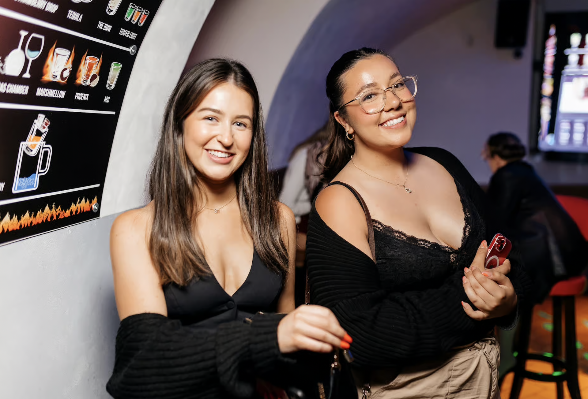 Shots Bar & Club Experience 