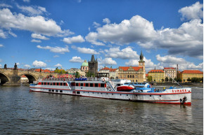 River Cruise / Boat ...