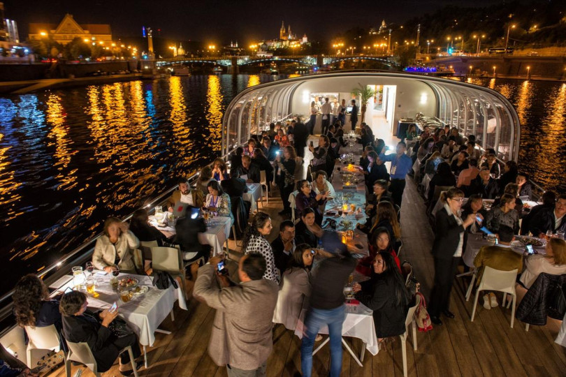 Dinner Cruise (Crystal Dinner)