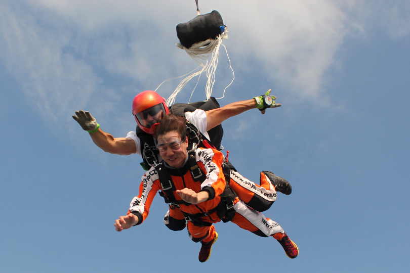 Skydiving in Prague