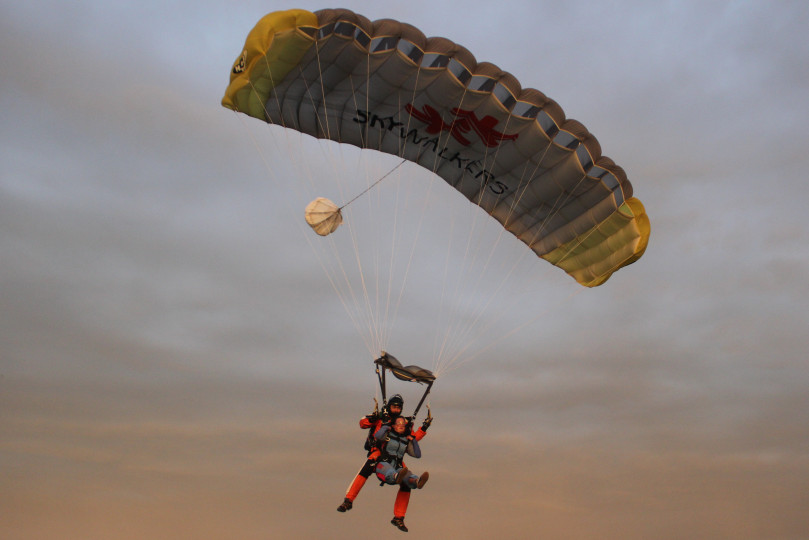 Skydiving in Prague