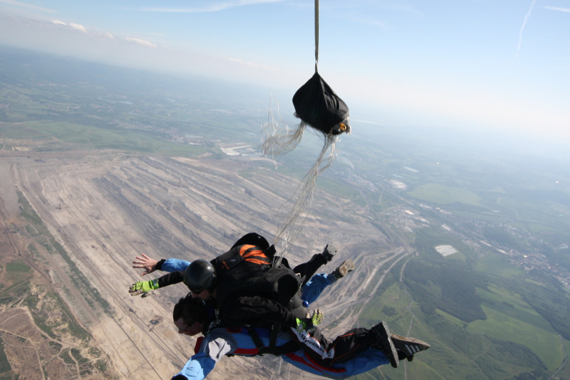 Skydiving in Prague