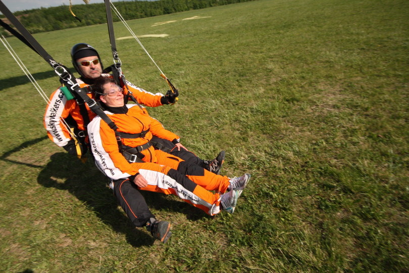 Skydiving in Prague