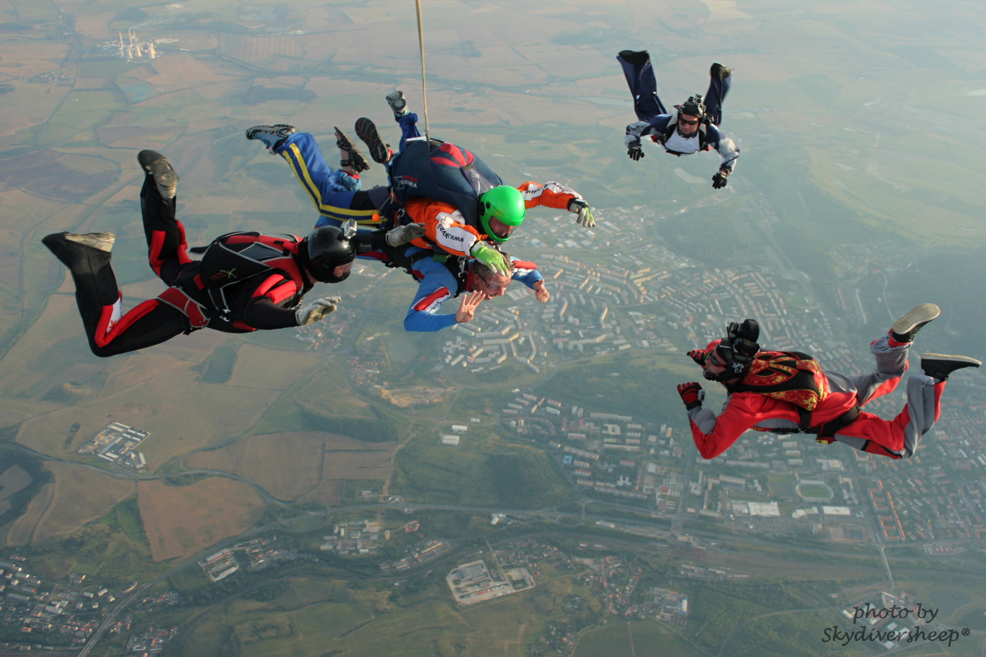 Skydiving in Prague