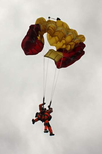Skydiving in Prague