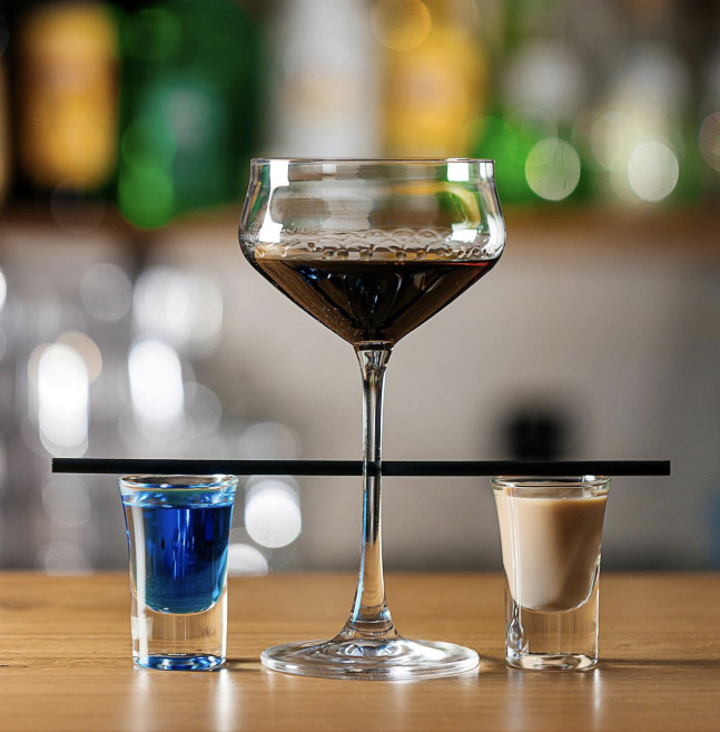 Shots Bar & Club Experience 